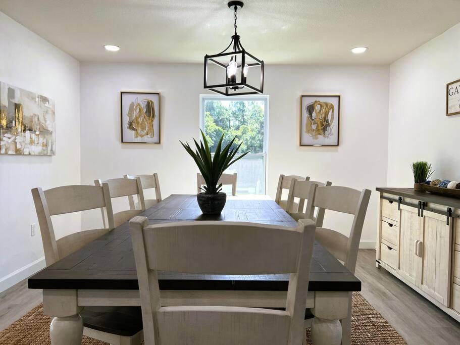 New Dbl King Ste 13 Miles To World's Beaches Holiday home Bradenton